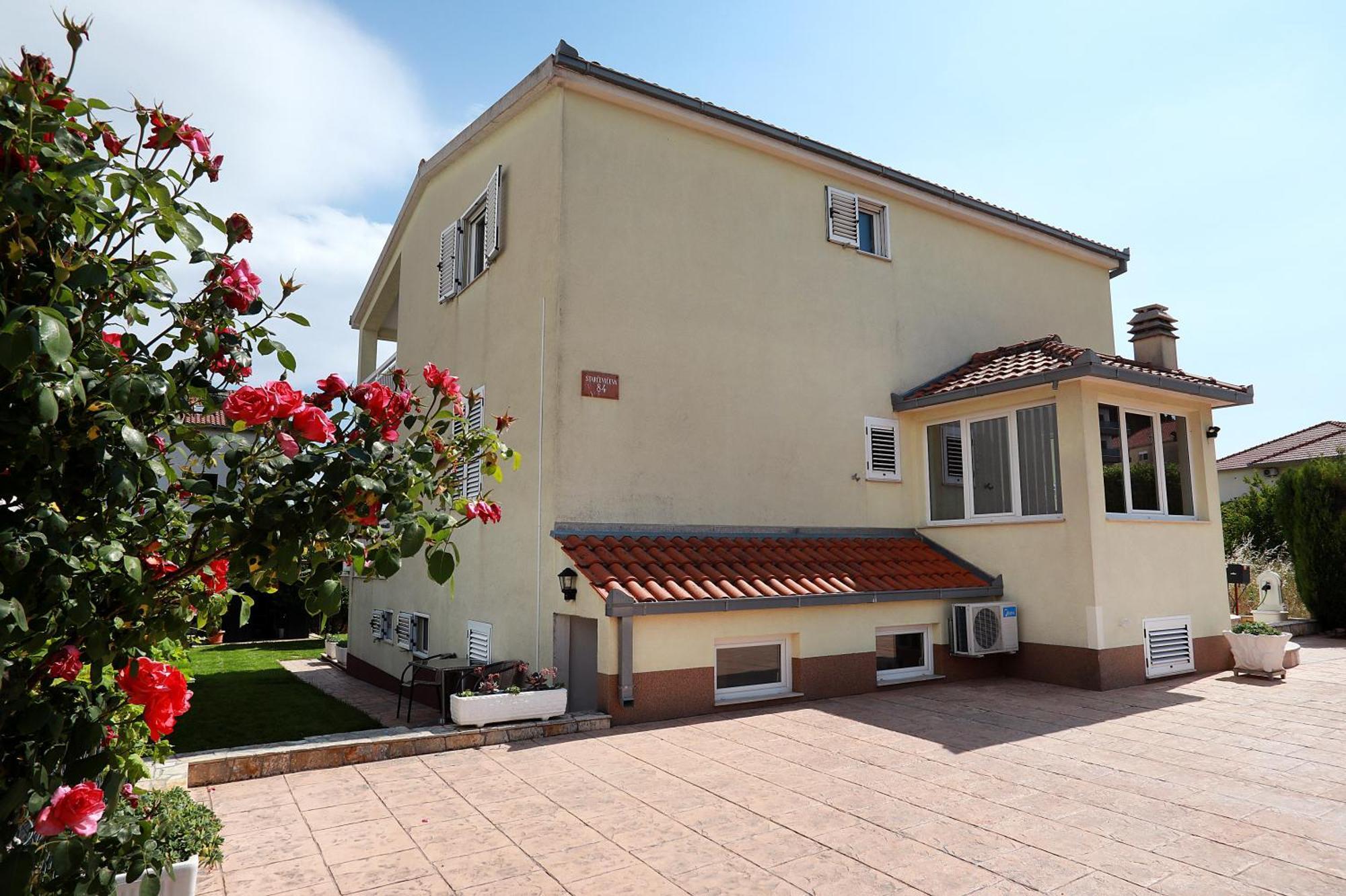 Nevistic Apartmani Trogir Exteriör bild