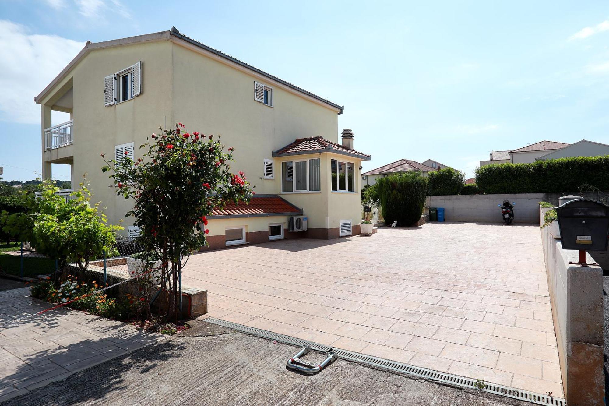 Nevistic Apartmani Trogir Exteriör bild