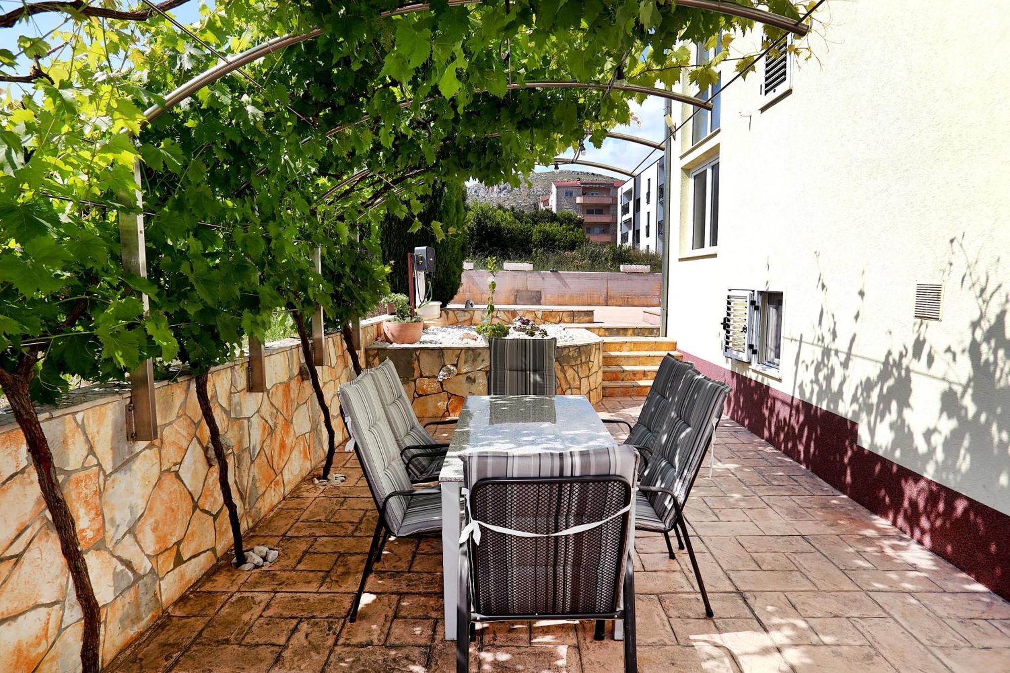 Nevistic Apartmani Trogir Exteriör bild