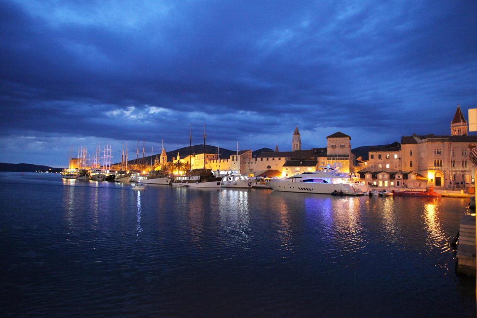 Nevistic Apartmani Trogir Exteriör bild